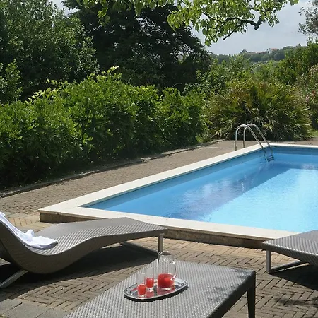 Relais Casamassima לינה וארוחת בוקר 4*